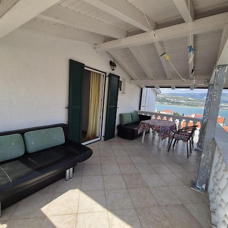 Vila Mateja โตรกีร์ ภายนอก รูปภาพ